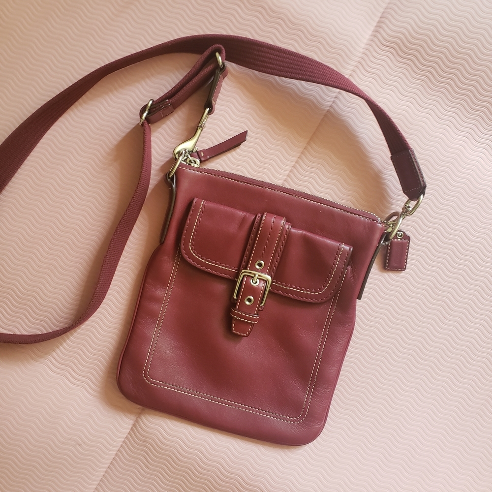 Coach Vintage Y2k Burgundy Red Leather Crossbody Bag